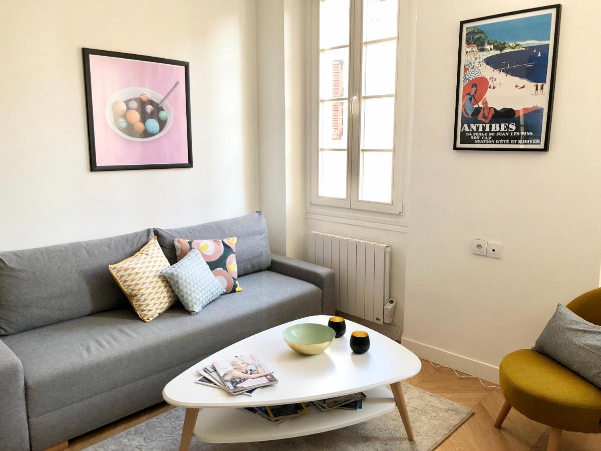 Charming And Modernly Designed 2 Bedroom - Old Town Antibes Esterno foto